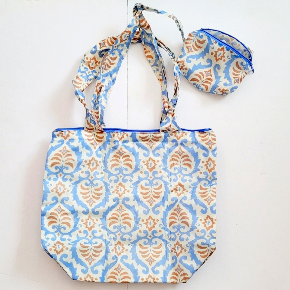 NWOT Insulated Reusable Tote